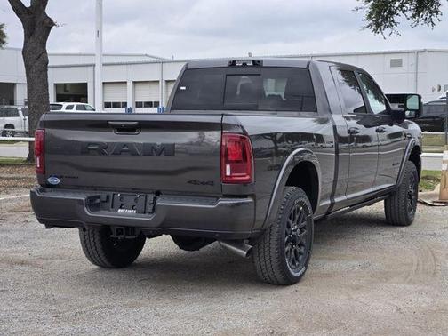 2026 RAM 3500 Limited