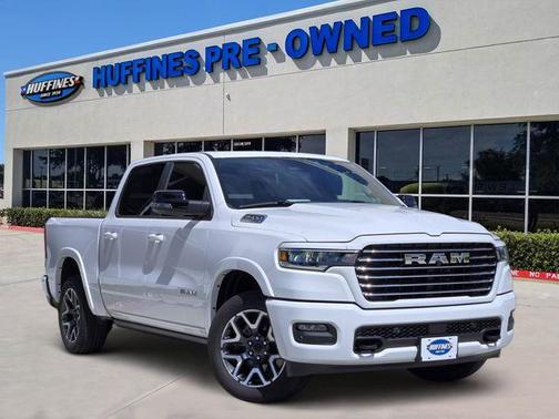Bright White Clearcoat 2026 RAM 1500 Laramie