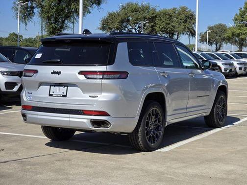 2025 Jeep Grand Cherokee L Summit