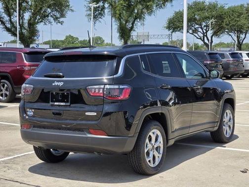 2025 Jeep Compass Latitude
