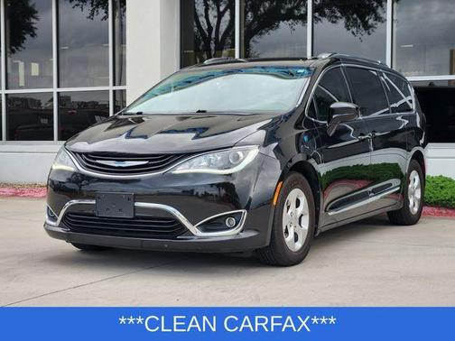 2018 Chrysler Pacifica Hybrid Touring L