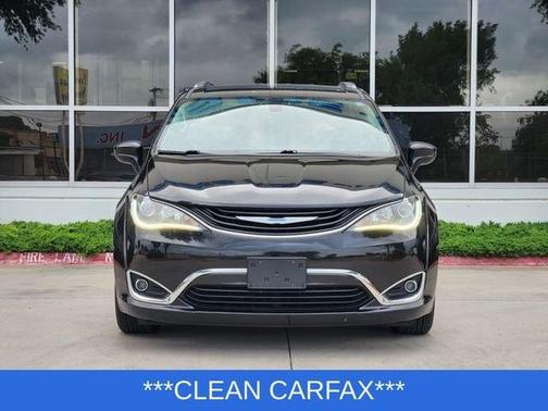 2018 Chrysler Pacifica Hybrid Touring L