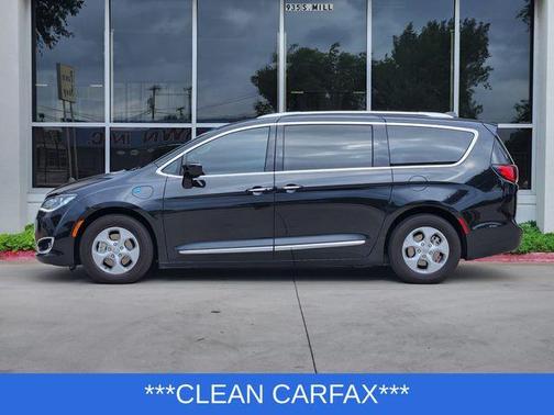 2018 Chrysler Pacifica Hybrid Touring L
