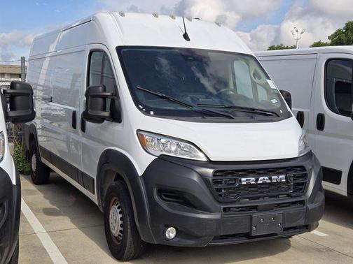 Bright White Clearcoat 2026 RAM ProMaster 2500 High Roof