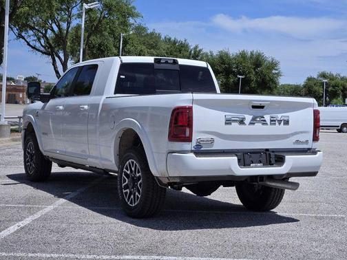 Bright White Clearcoat 2026 RAM 3500 Limited