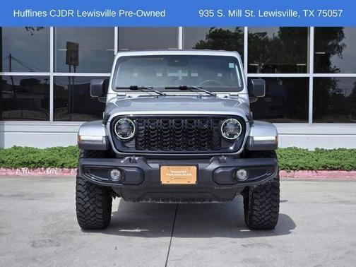 Silver Zynith Clearcoat 2024 Jeep Gladiator Sport