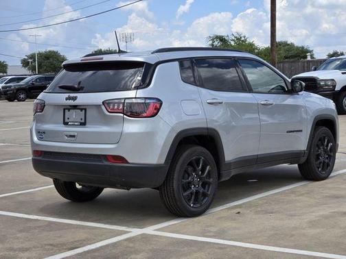 2025 Jeep Compass Latitude
