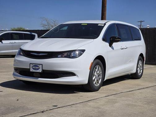 Bright White Clearcoat 2026 Chrysler Voyager LX