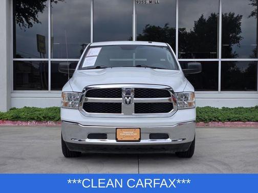 Bright White Clearcoat 2022 RAM 1500 Classic Tradesman