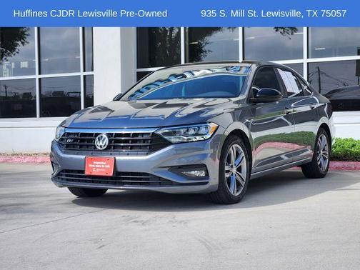 Platinum Gray Metallic 2021 Volkswagen Jetta 1.4T R-Line