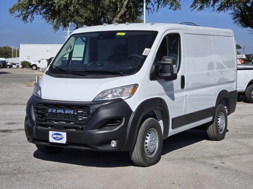 2026 RAM ProMaster 1500 Low Roof