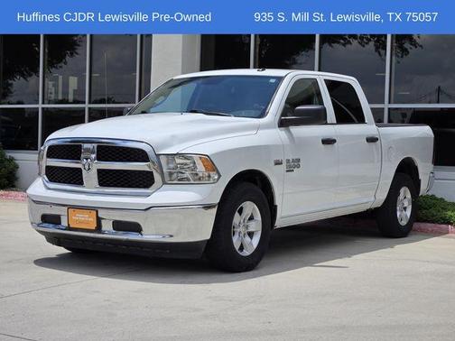Bright White Clearcoat 2022 RAM 1500 Classic Tradesman