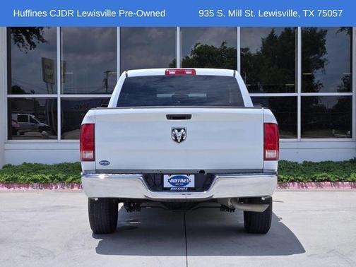Bright White Clearcoat 2022 RAM 1500 Classic Tradesman