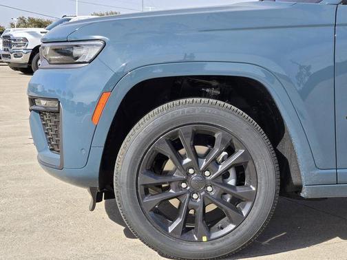Steel Blue 2026 Jeep Grand Cherokee Limited