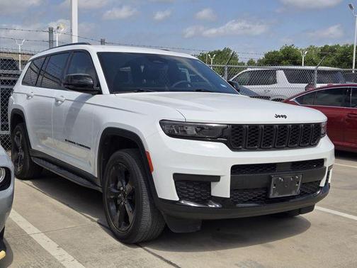 Bright White Clearcoat 2023 Jeep Grand Cherokee L Laredo