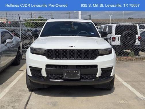 Bright White Clearcoat 2023 Jeep Grand Cherokee L Laredo