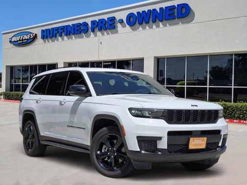 Bright White Clearcoat 2023 Jeep Grand Cherokee L Laredo