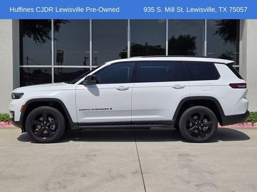 Bright White Clearcoat 2023 Jeep Grand Cherokee L Laredo