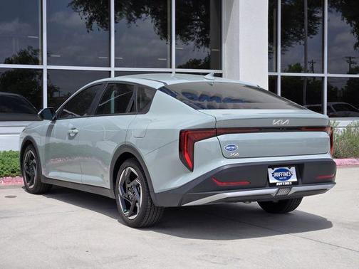 Haze 2025 Kia K4 EX