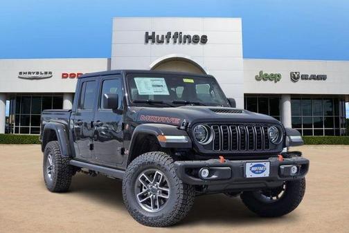 Black Clearcoat 2026 Jeep Gladiator Mojave