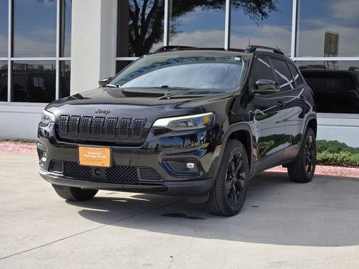 2023 Jeep Cherokee Altitude Lux
