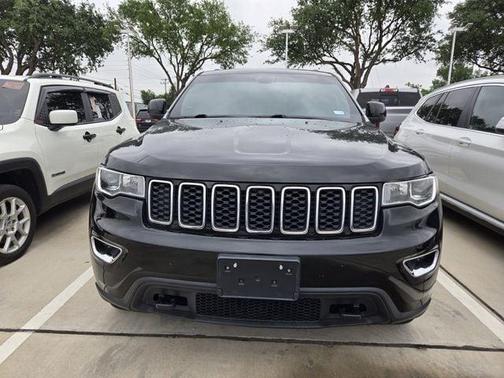 2020 Jeep Grand Cherokee Laredo