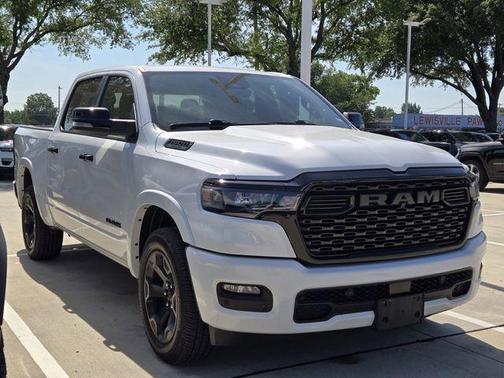 Bright White Clearcoat 2025 RAM 1500 Big Horn/Lone Star
