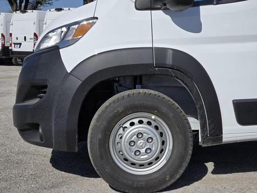 Bright White Clearcoat 2026 RAM ProMaster 2500 High Roof