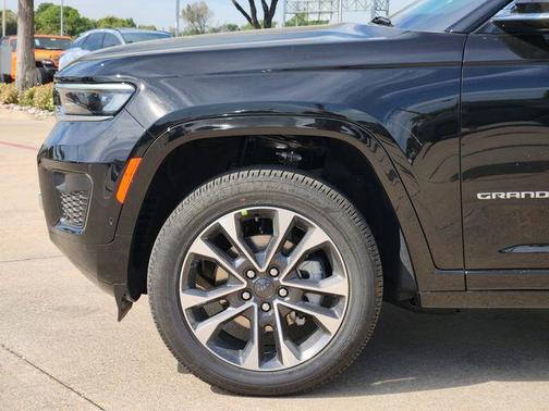 2025 Jeep Grand Cherokee Overland