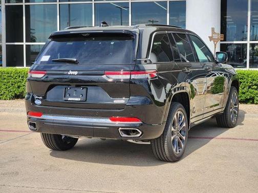 2025 Jeep Grand Cherokee Overland