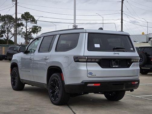 Silver Zynith 2026 Jeep Grand Wagoneer Limited Reserve