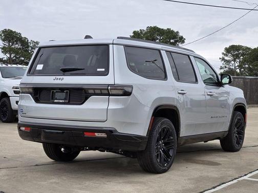 Silver Zynith 2026 Jeep Grand Wagoneer Limited Reserve