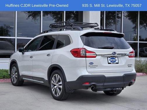 Crystal White Pearl 2022 Subaru Ascent Touring 7-Passenger