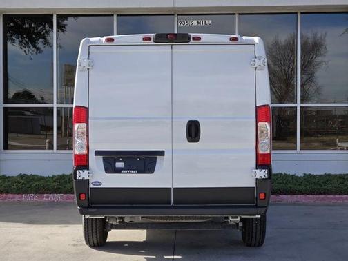 2025 RAM ProMaster 1500 Low Roof