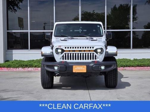 Bright White Clearcoat 2020 Jeep Gladiator Rubicon