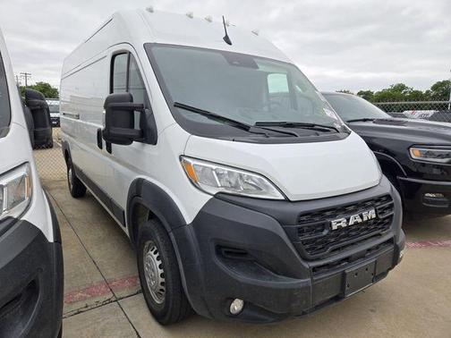 Bright White Clearcoat 2026 RAM ProMaster 2500 High Roof