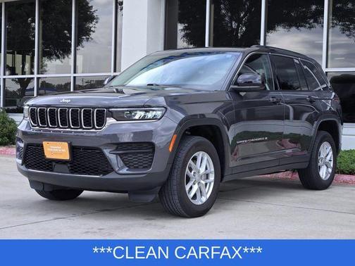 Metallic 2023 Jeep Grand Cherokee Laredo