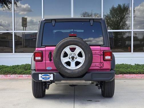 2022 Jeep Wrangler Unlimited Sport