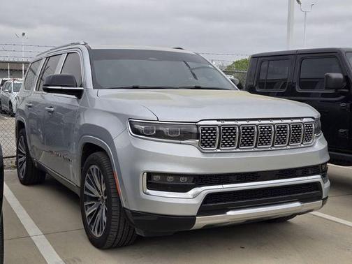 Silver Zynith 2023 Jeep Grand Wagoneer Series III
