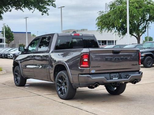 Granite Crystal Clearcoat Metallic 2026 RAM 1500 Laramie