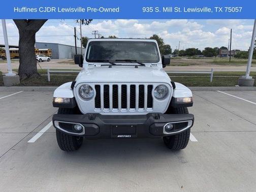 2023 Jeep Gladiator Overland