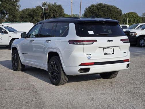 2025 Jeep Grand Cherokee L Summit