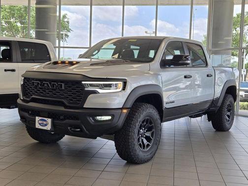 Silver Zynith 2026 RAM 1500 RHO