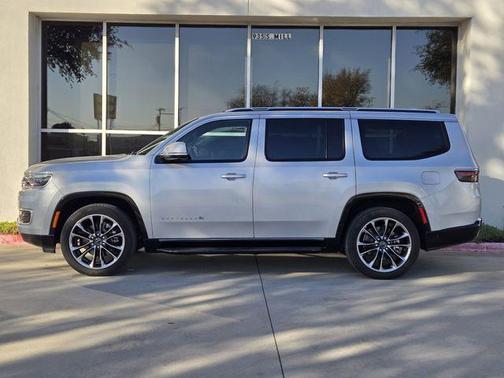 2022 Jeep Wagoneer Series II