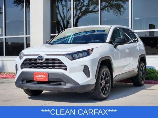 2022 Toyota RAV4 LE