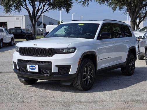 2025 Jeep Grand Cherokee L Laredo