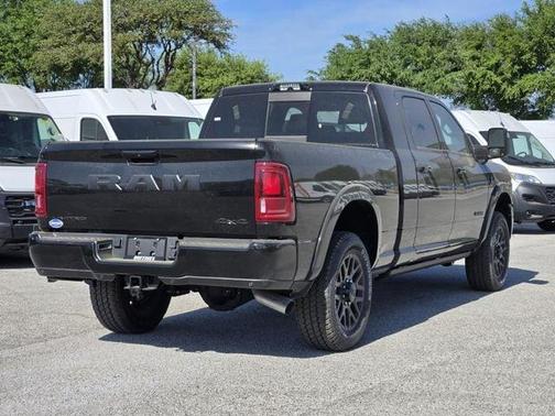 Diamond Black 2026 RAM 3500 Limited