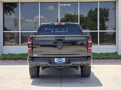 Diamond Black 2023 RAM 1500 Big Horn