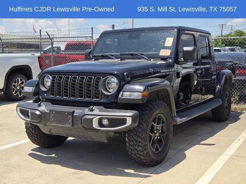 Black Clearcoat 2025 Jeep Gladiator Texas Trail