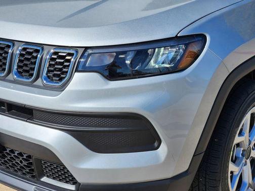 2025 Jeep Compass Sport